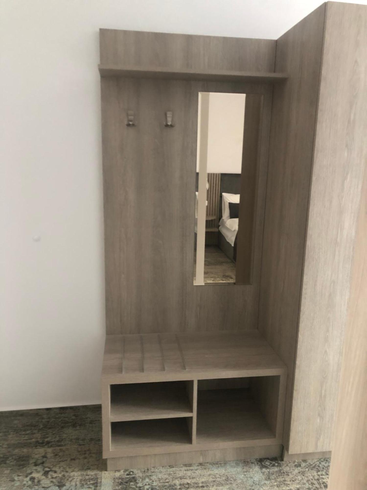 Sub Cetate Hotel Rîşnov Buitenkant foto