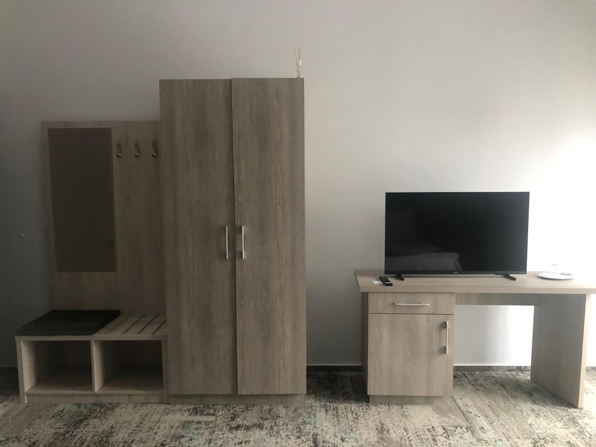 Sub Cetate Hotel Rîşnov Buitenkant foto