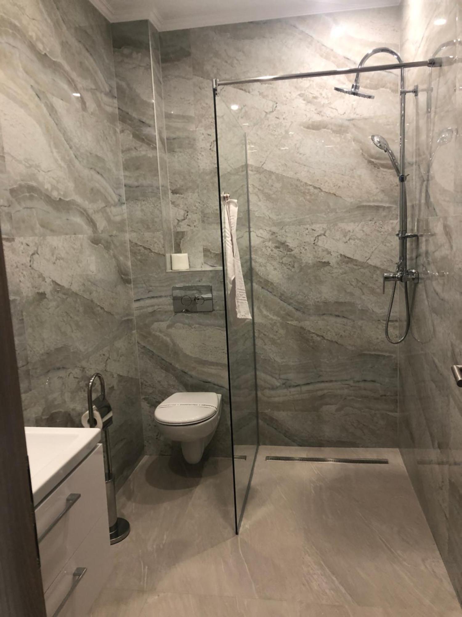 Sub Cetate Hotel Rîşnov Buitenkant foto