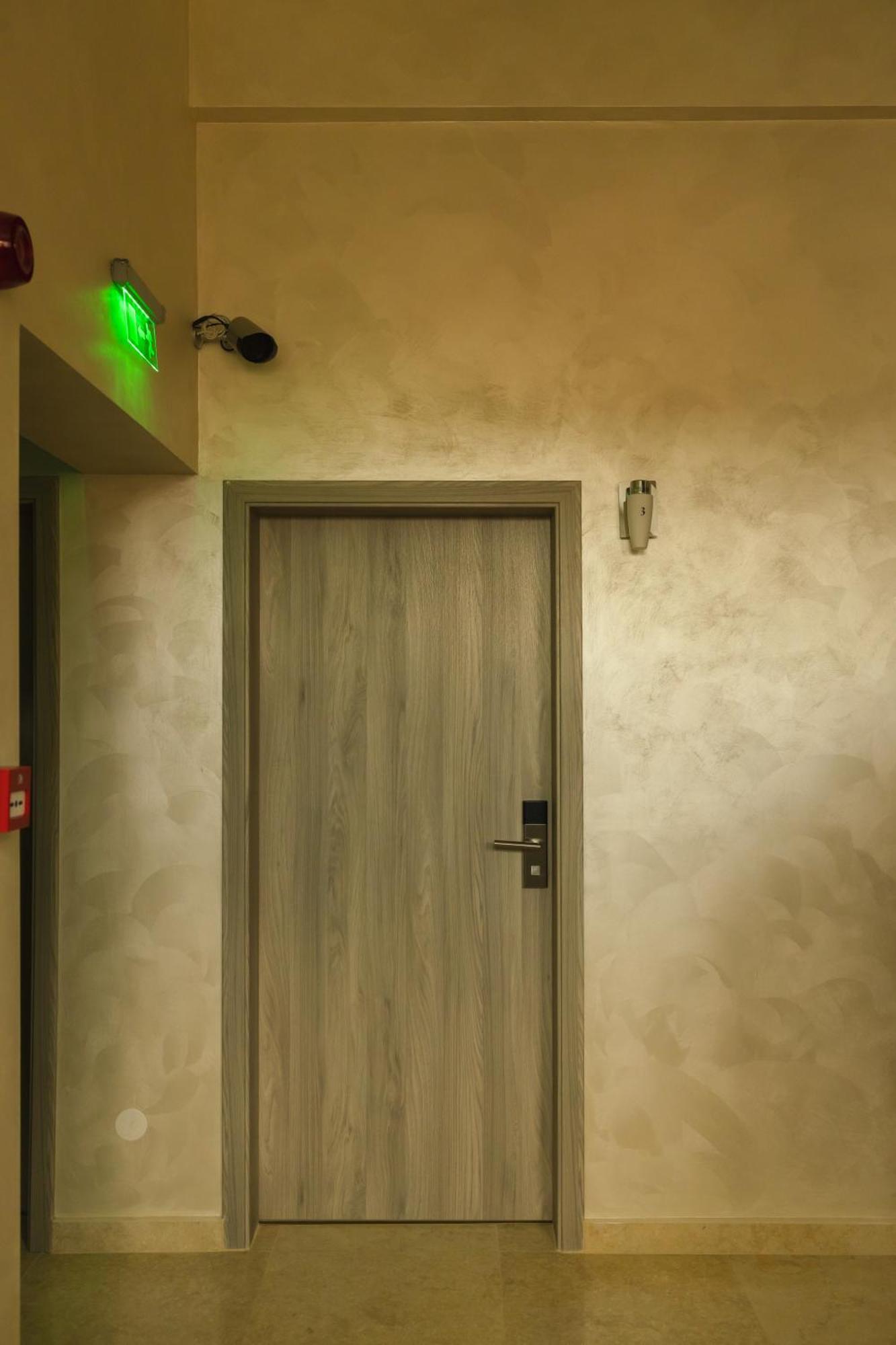 Sub Cetate Hotel Rîşnov Kamer foto